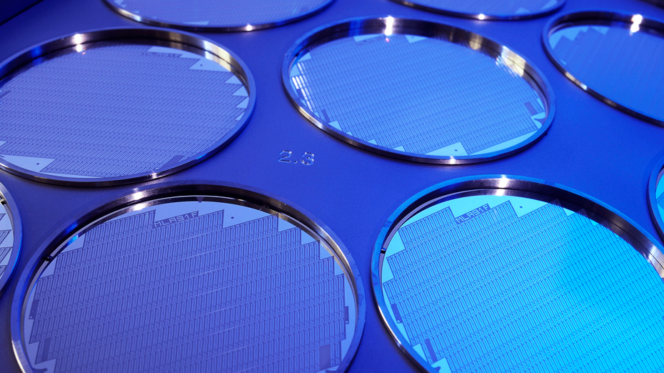  芯源微高端晶圆处理设备产业化项目封顶